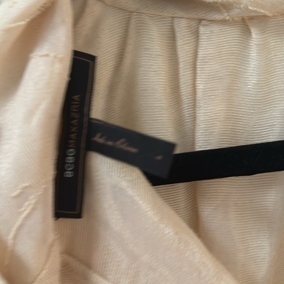 BCBG romantic blush pink blouse with tie neck size Large - Picture 4 of 4